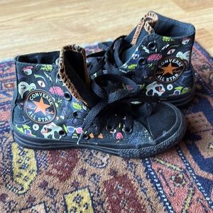 Rare spooky high top converse all star youth size 11